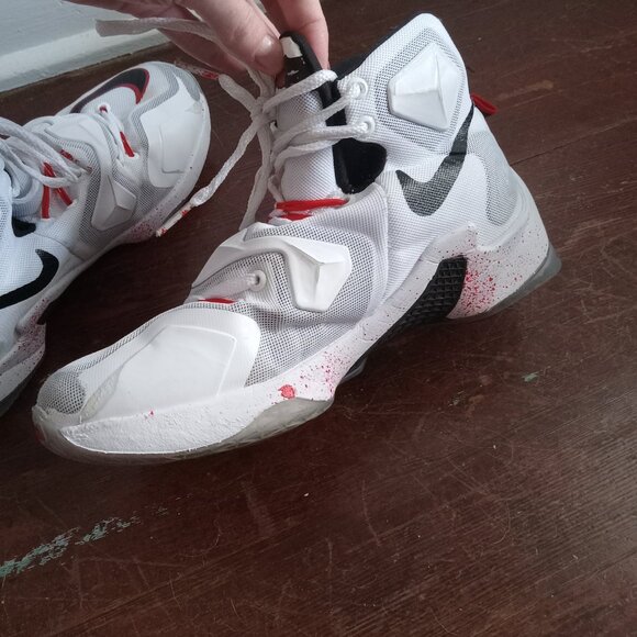 LeBron James sneakers: Friday the 13th Limited Edition - Picture 2 of 5